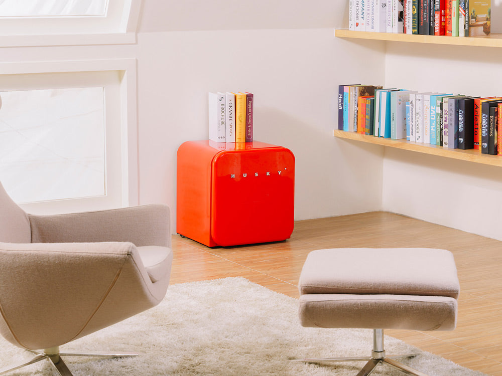 Husky 41L Retro Style Mini Bar Fridge in Red (HUSD-RETRO41-RD-AU.1)